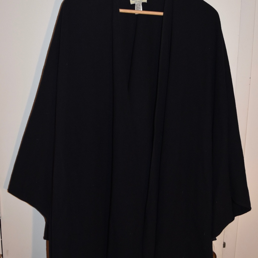 BLACK WOMENS CAPE